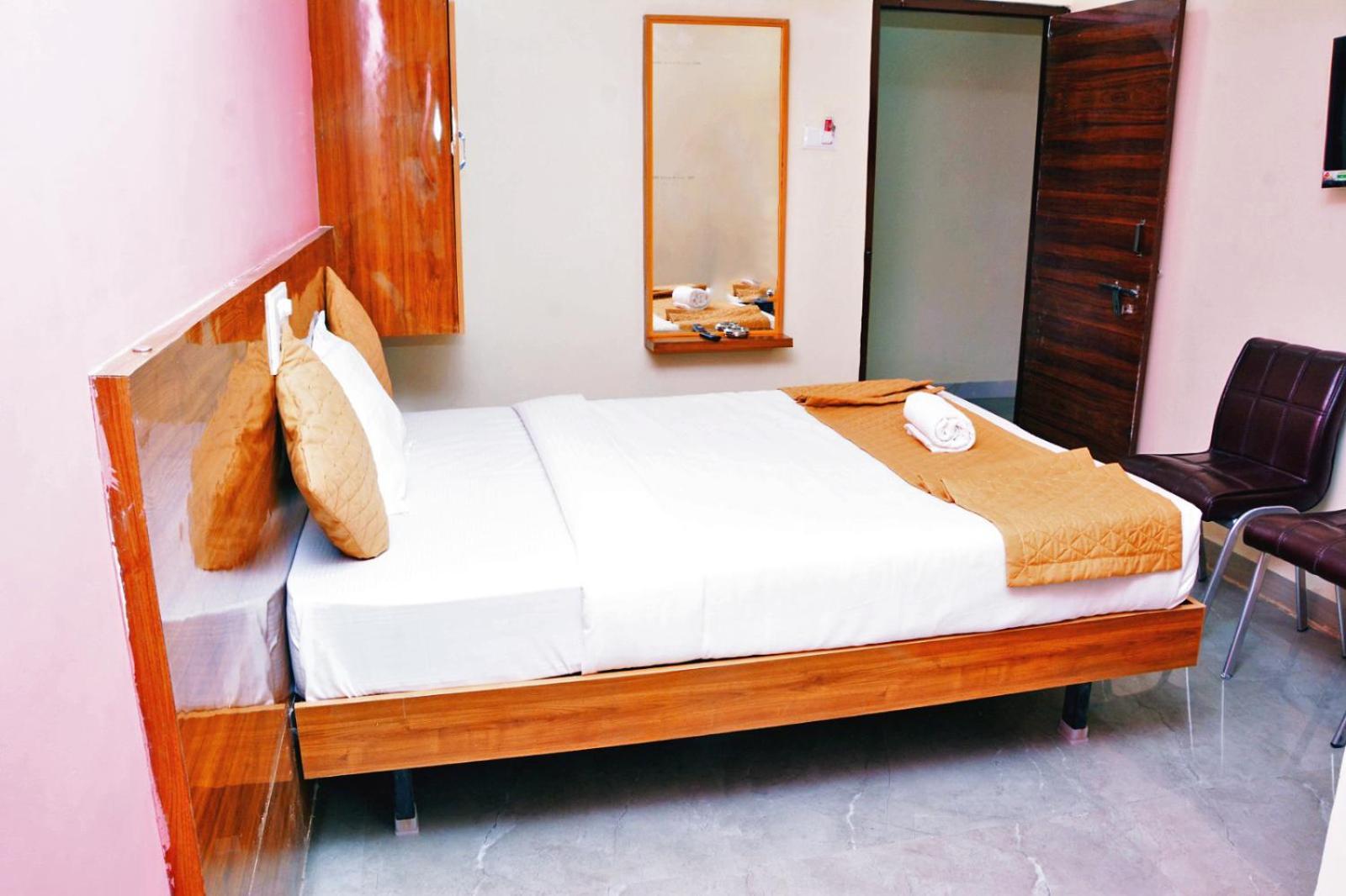 Udupi Deluxe Lodge Gulbarga Kalaburagi Exteriör bild