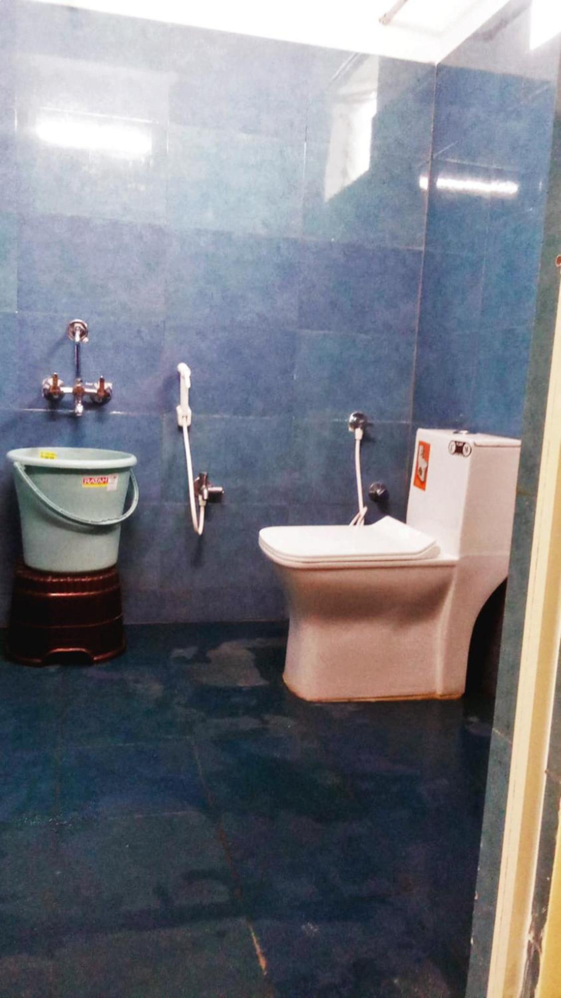 Udupi Deluxe Lodge Gulbarga Kalaburagi Exteriör bild